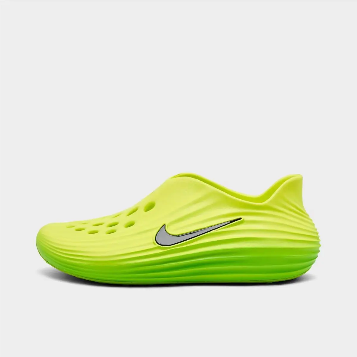 Nike shoes - HV5060 300 - Green Strike/Volt/Black 3