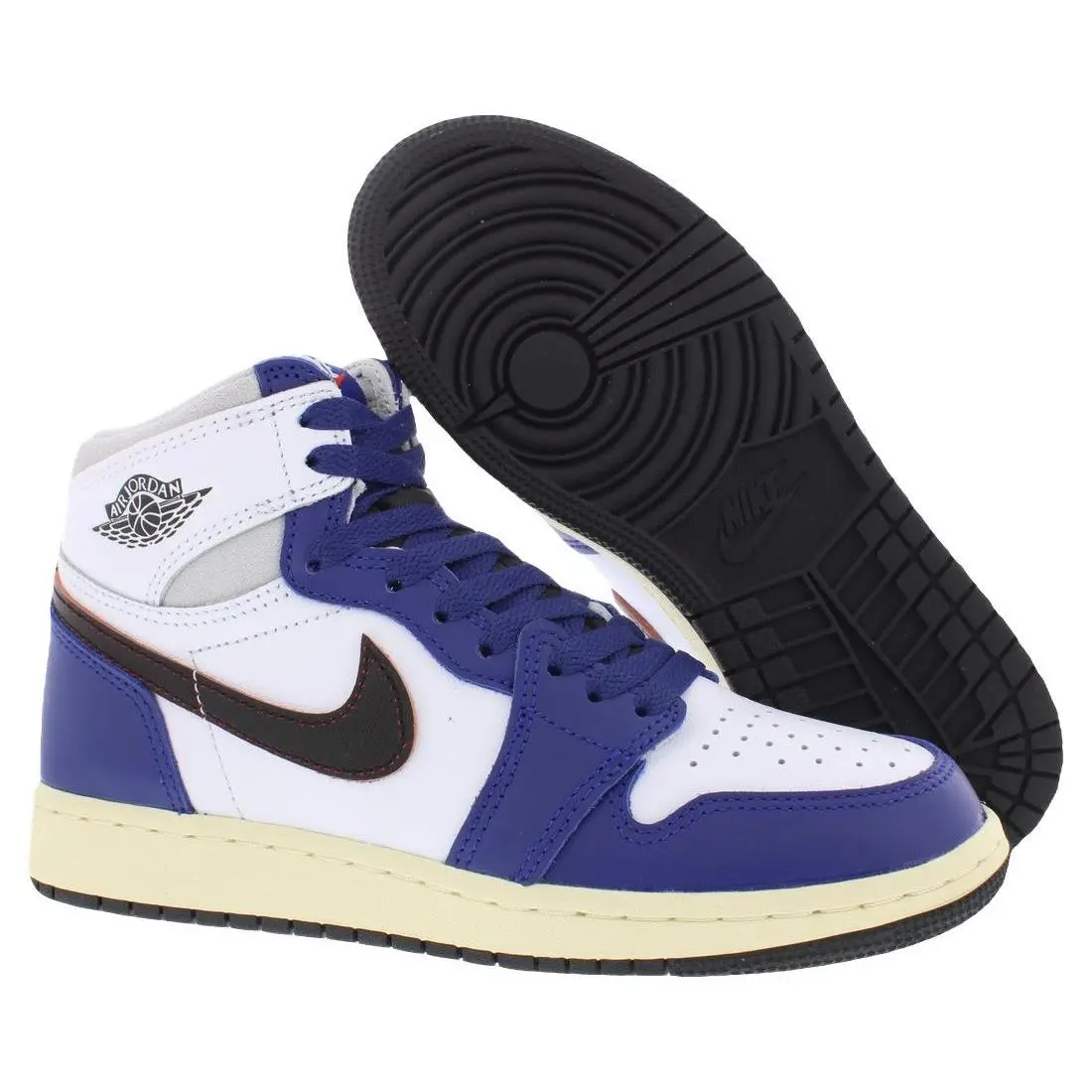 Nike Air Jordan 1 Retro High Leather GS Boys Shoes