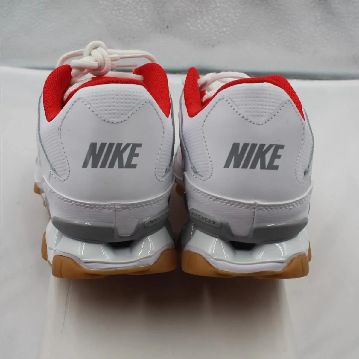 Nike shoes - Nike Reax 8 - Reax - White 2