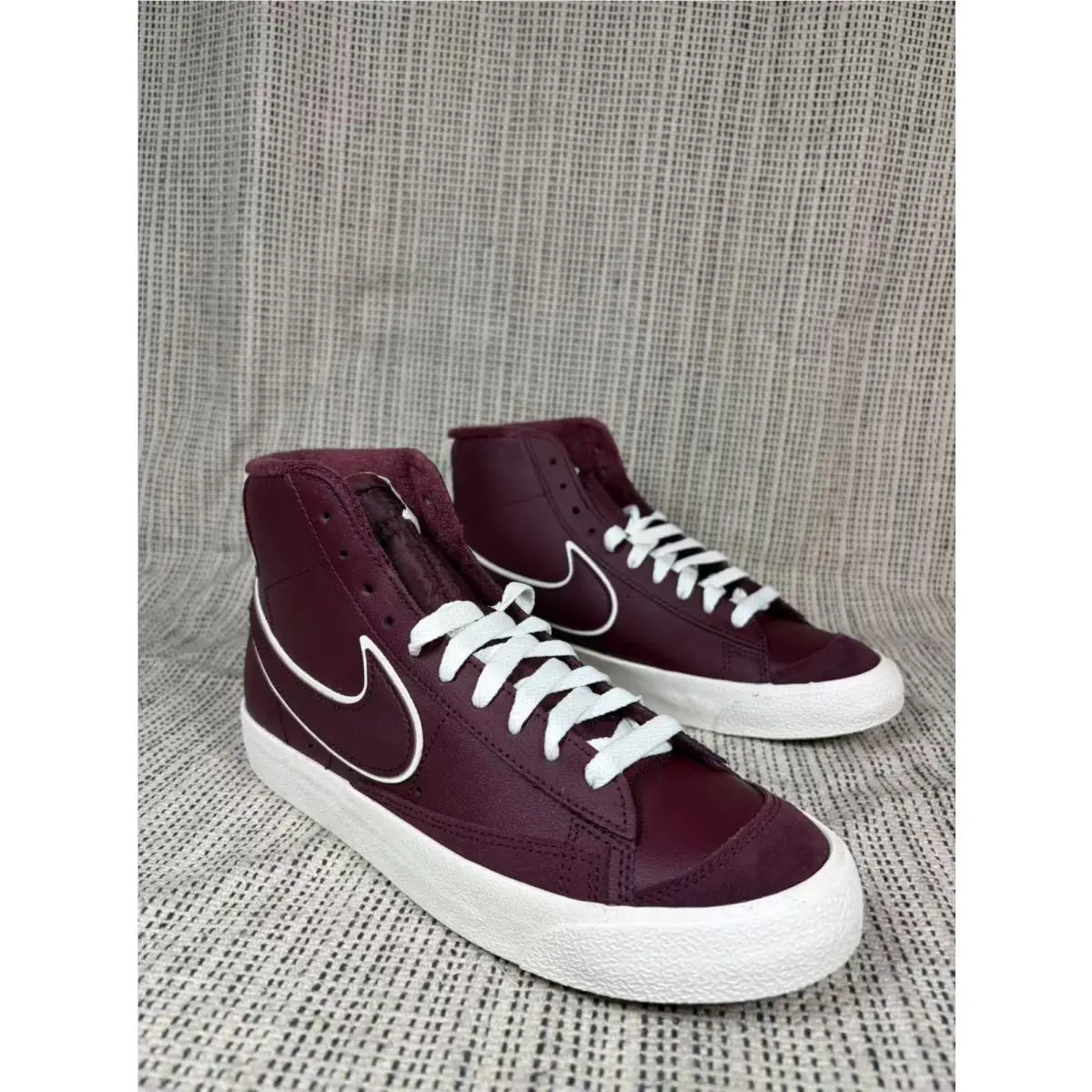 Nike shoes - Nike Blazer - Blazer - NIGHTS - Red 0