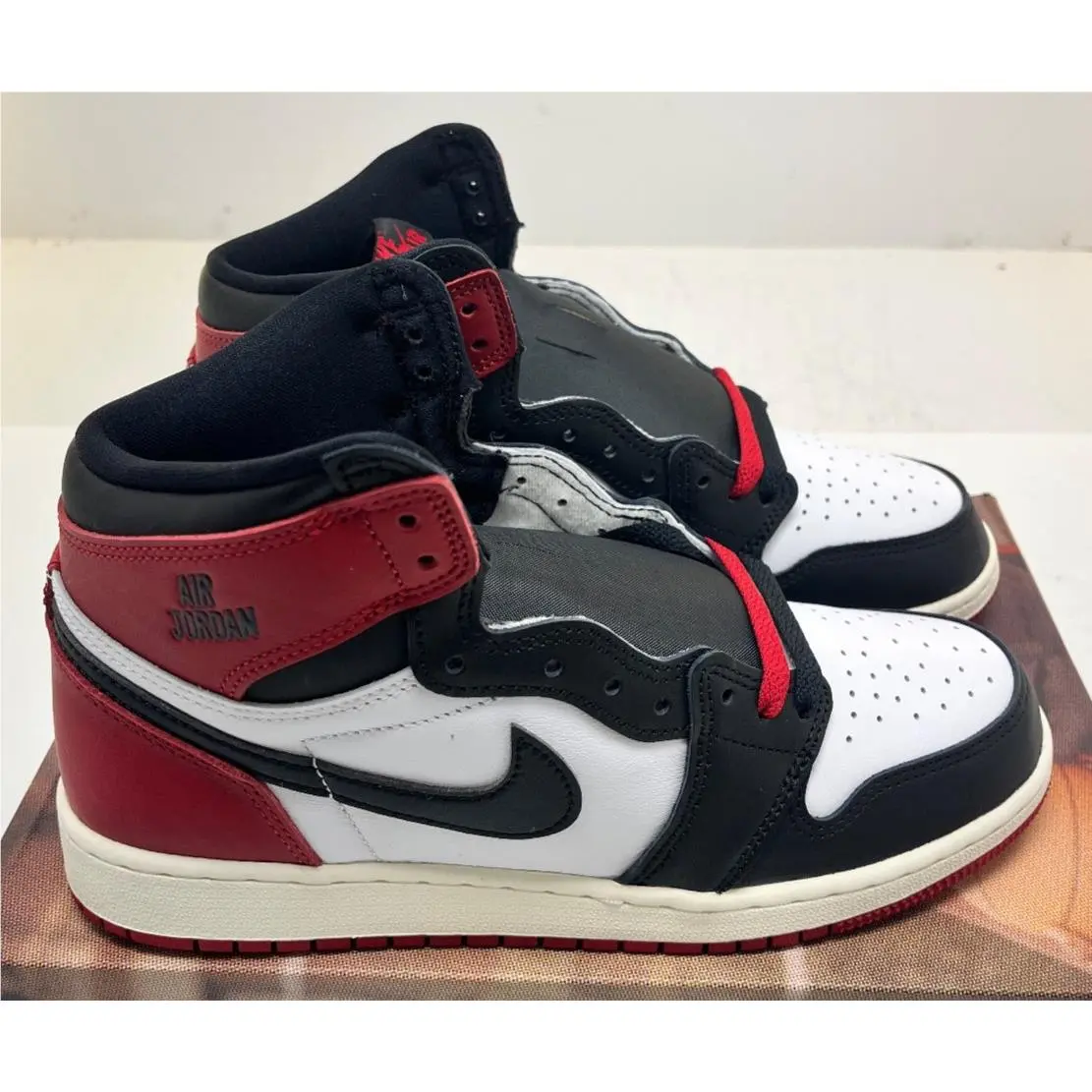 Nike shoes - Red 4