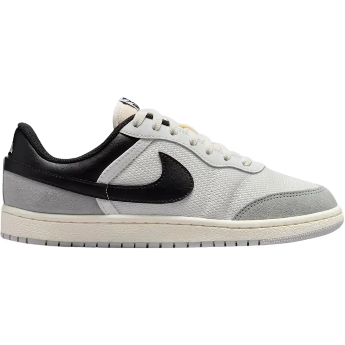 Nike shoes - Nike Air Jordan Skyline Low - Iced Carmine/Sail/Lawn 19