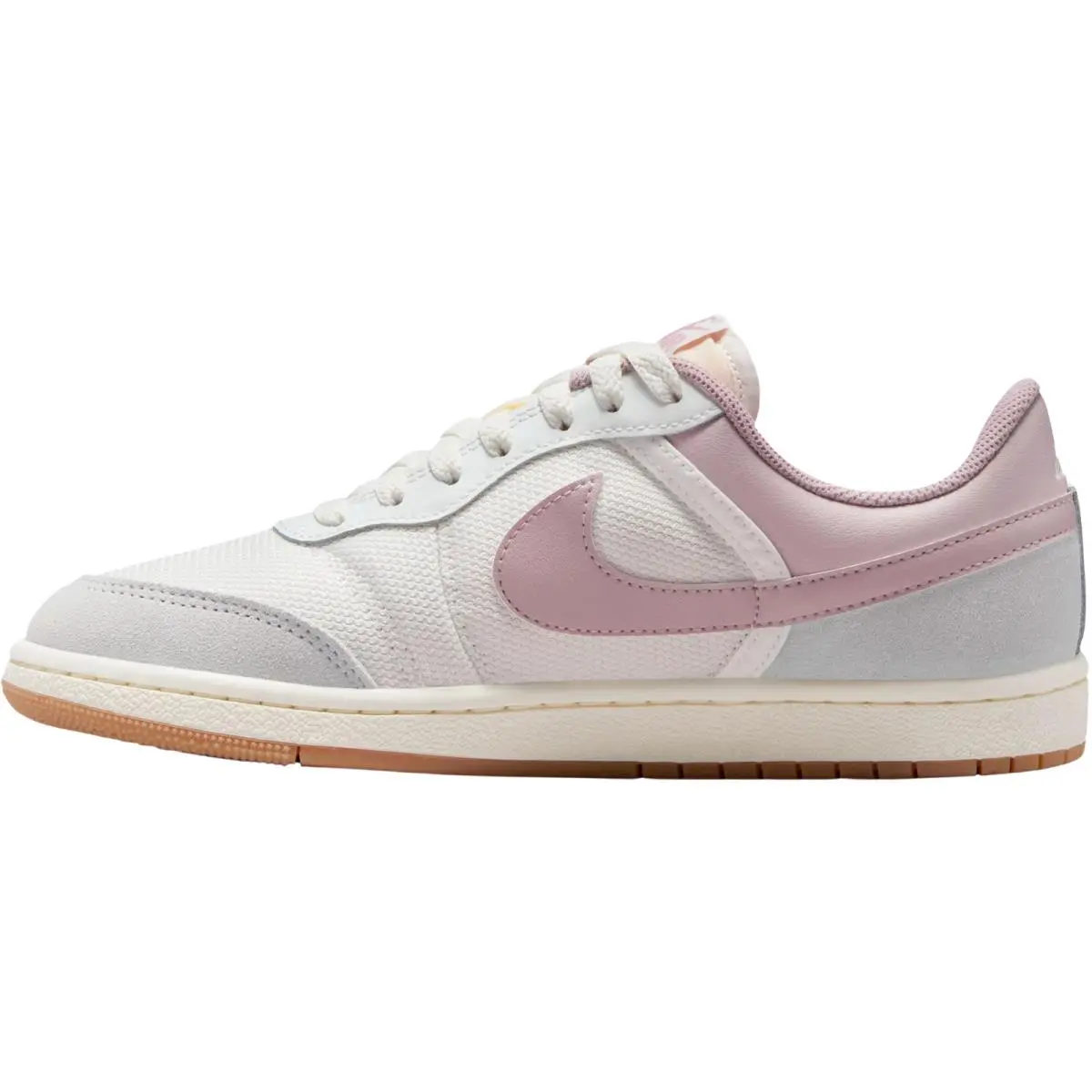 Nike shoes - Nike Air Jordan Skyline Low - Iced Carmine/Sail/Lawn 25