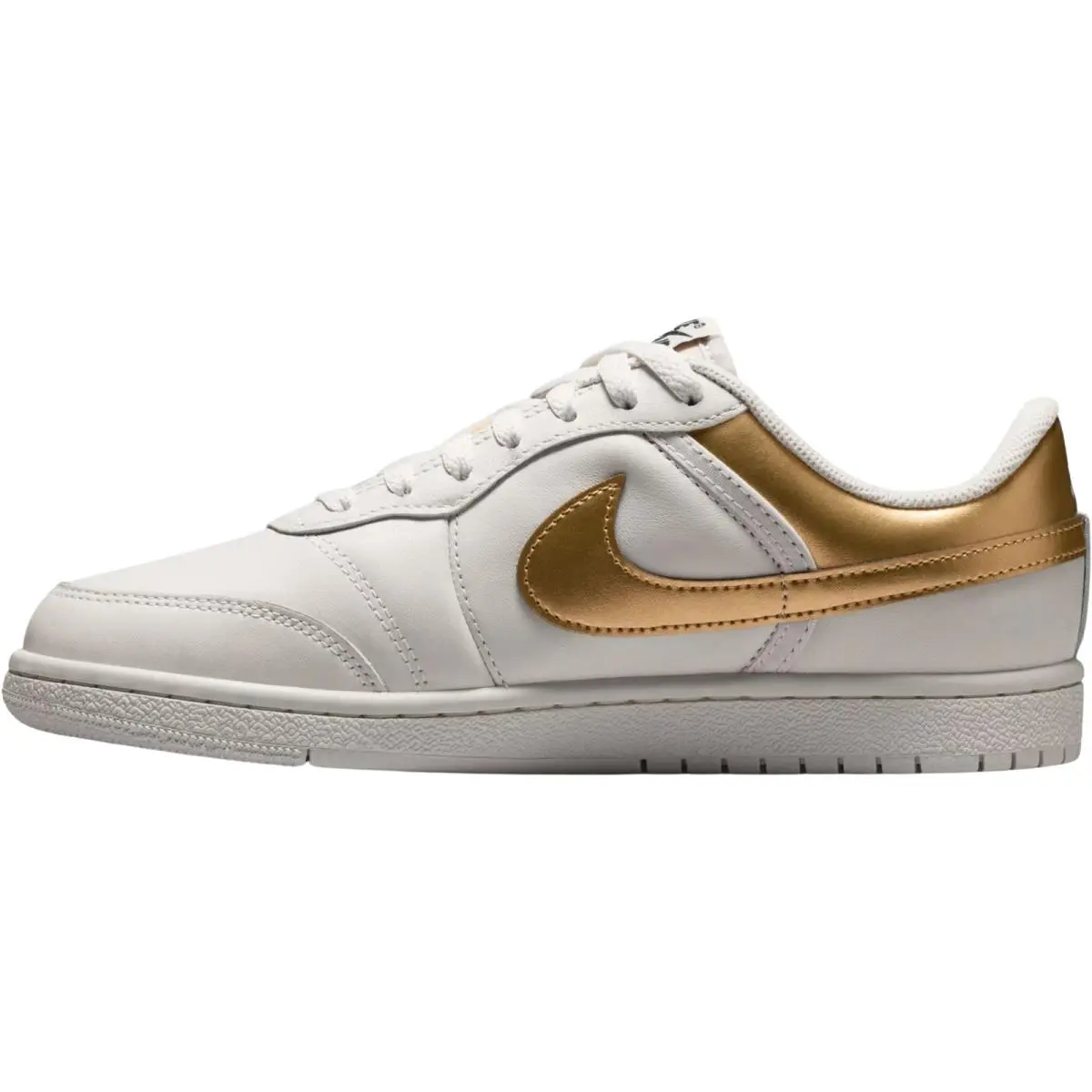 Nike shoes - Nike Air Jordan Skyline Low - Iced Carmine/Sail/Lawn 35