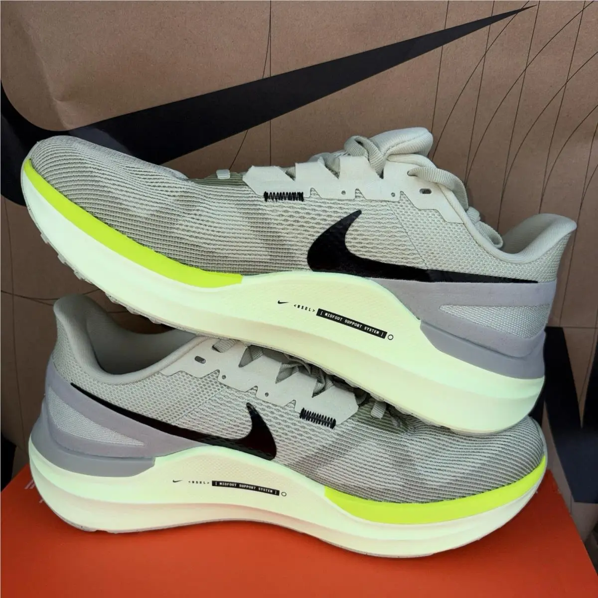 Nike shoes - Nike Air Zoom Structure - Air Zoom Structure - DJ7883-302 - Green 1