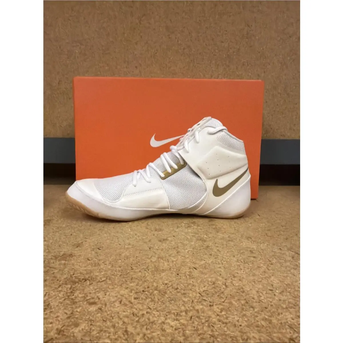 Nike shoes - Nike Fury - Fury - AO2416-170 - White 2