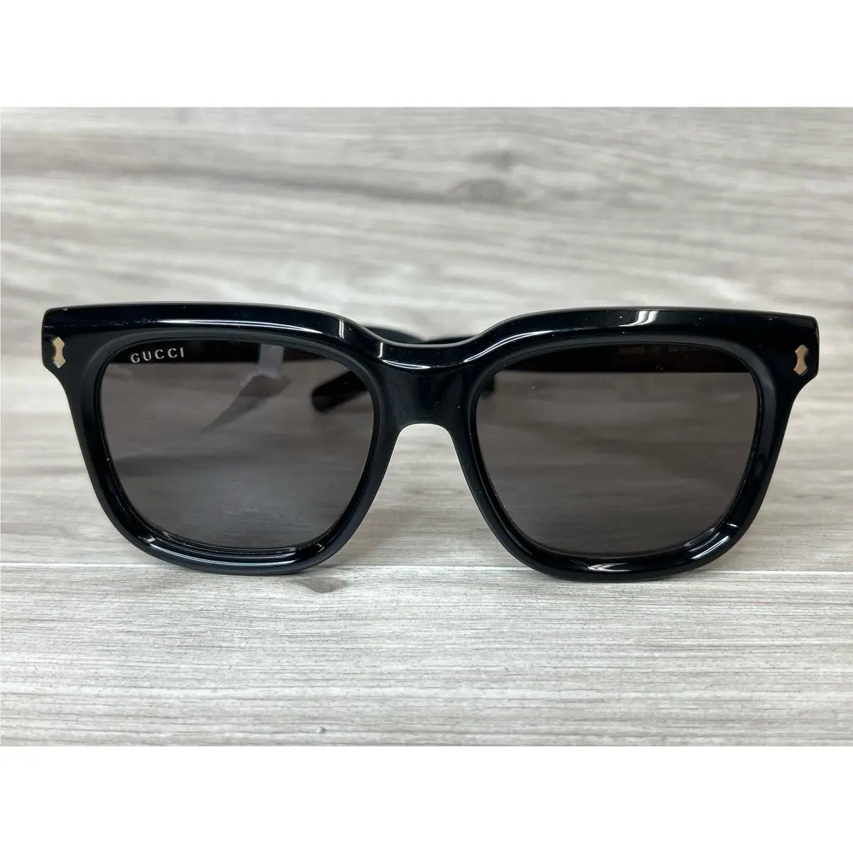 Gucci GG1523S 001 Black Rectangle Sunglasses PO1026278