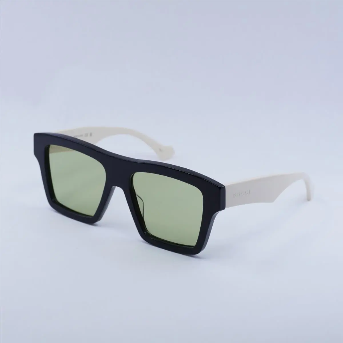 GG0962S 004 Black White/green 55-17-145 Sunglasses by Gucci