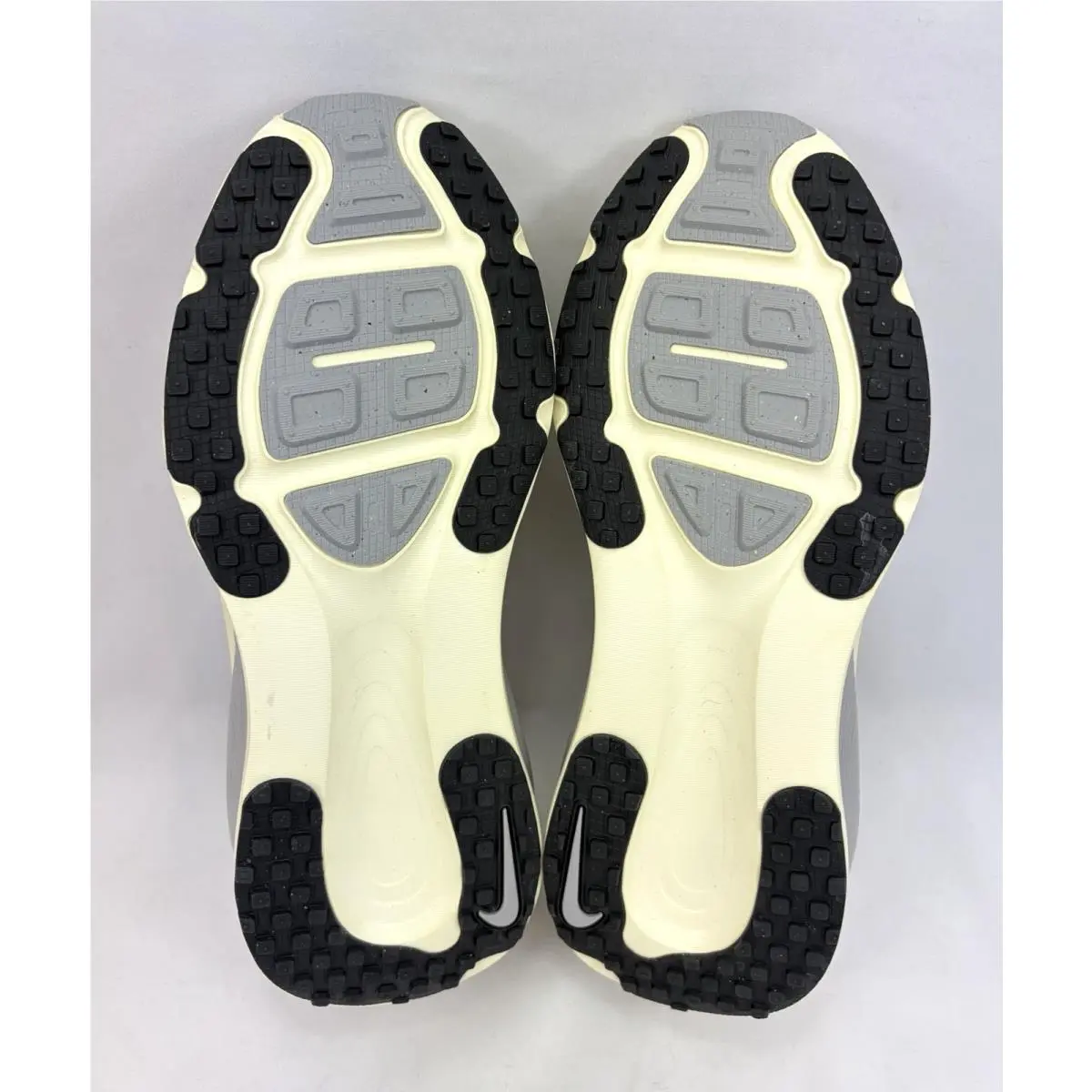Nike shoes - Nike Vomero 18 SE (GS) - IM6127 200 - Cream II/Coconut Milk/Light Smoke Grey/Metallic Gold Grain (UPC: 198726911769) 5