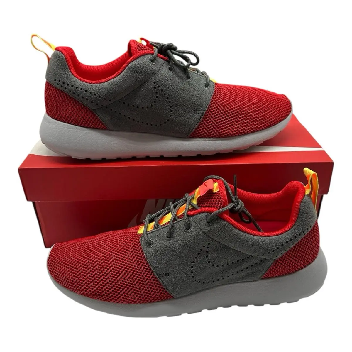 Nike Roshe Run Running Shoes Mens 10 Chilling Red Pewter Crimson 511881-608 - Red