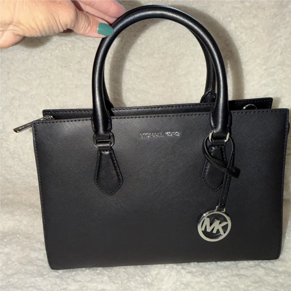 Black Michael Kors Shelia Medium Center Zip Satchel Shoulder Crossbody Bag