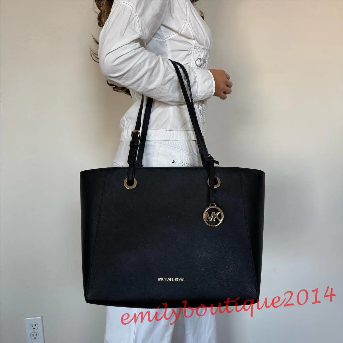 Michael Kors Walsh Multifunction Tote Saffiano Leather Shoulder Bag in Black