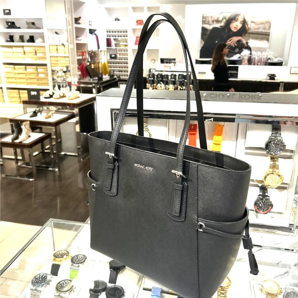 Michael Kors Voyager Handbag Purse Large Tote Shoulder Bag Black Leather Silver