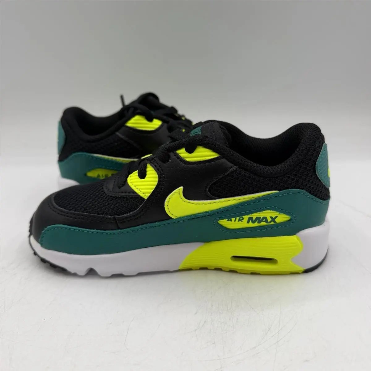 Nike shoes - Nike Air Max 90 - Air Max - 833422-004 - Green 1