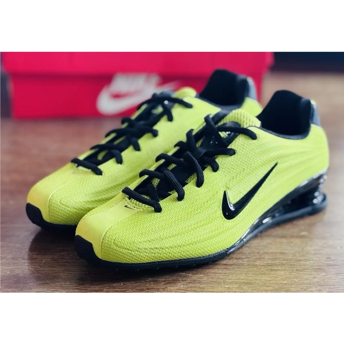 Women’s Size 6 Nike Shox Z Cyber Black HQ7540-301