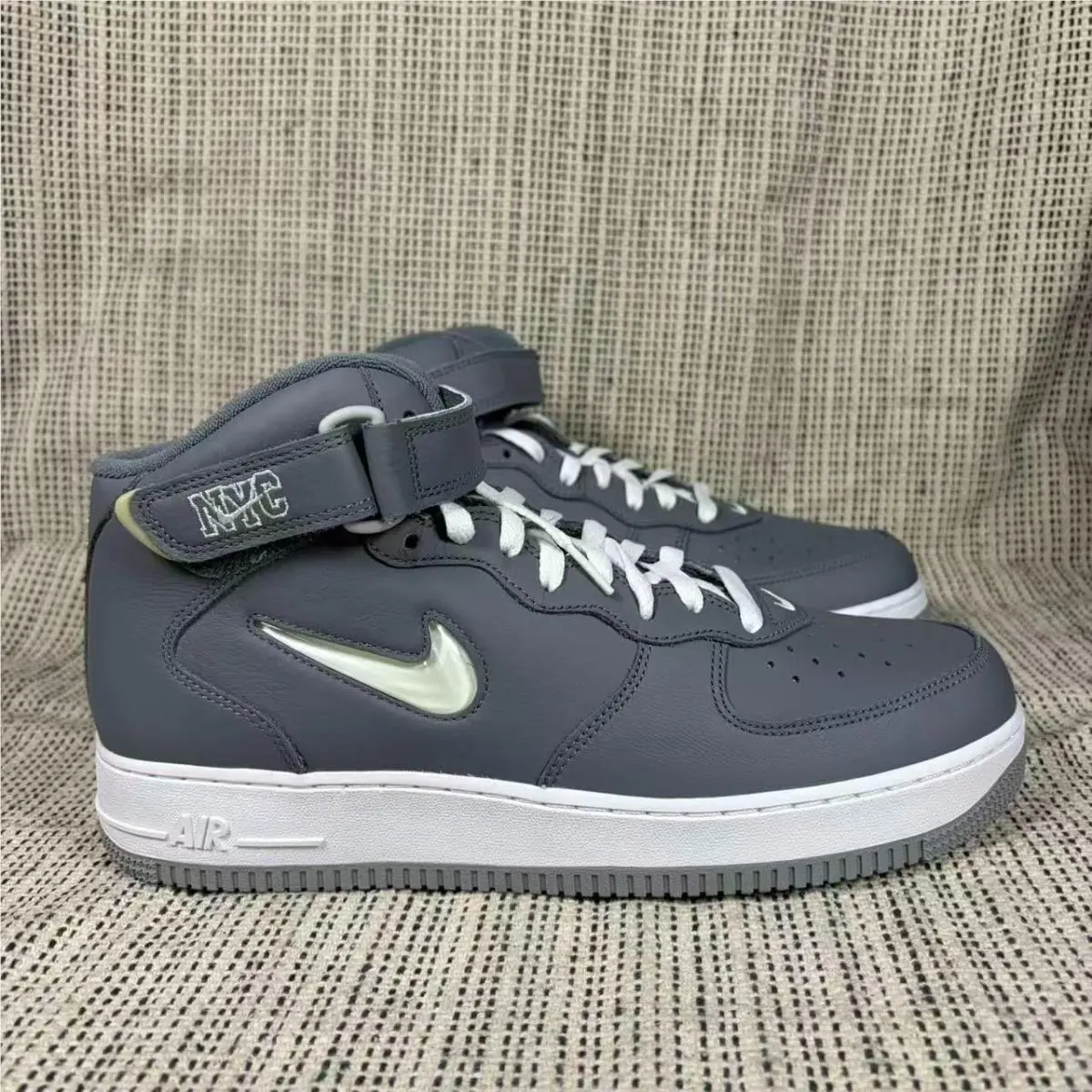 Nike shoes - Nike One - One - DH5622-001 - Gray 6