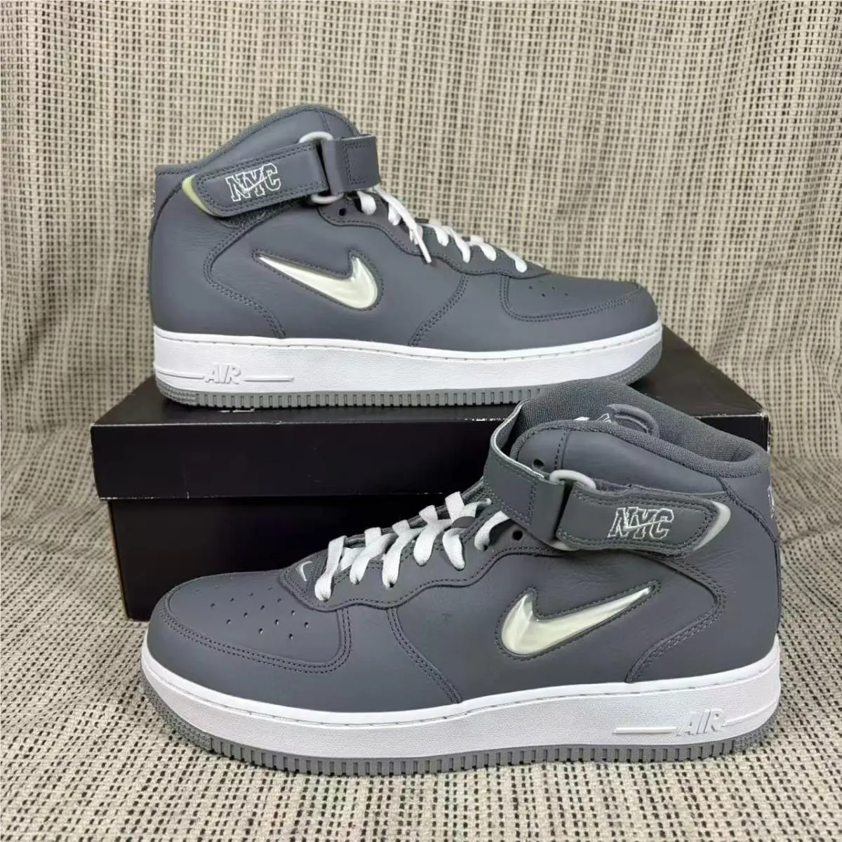 Nike shoes - Nike One - One - DH5622-001 - Gray 12
