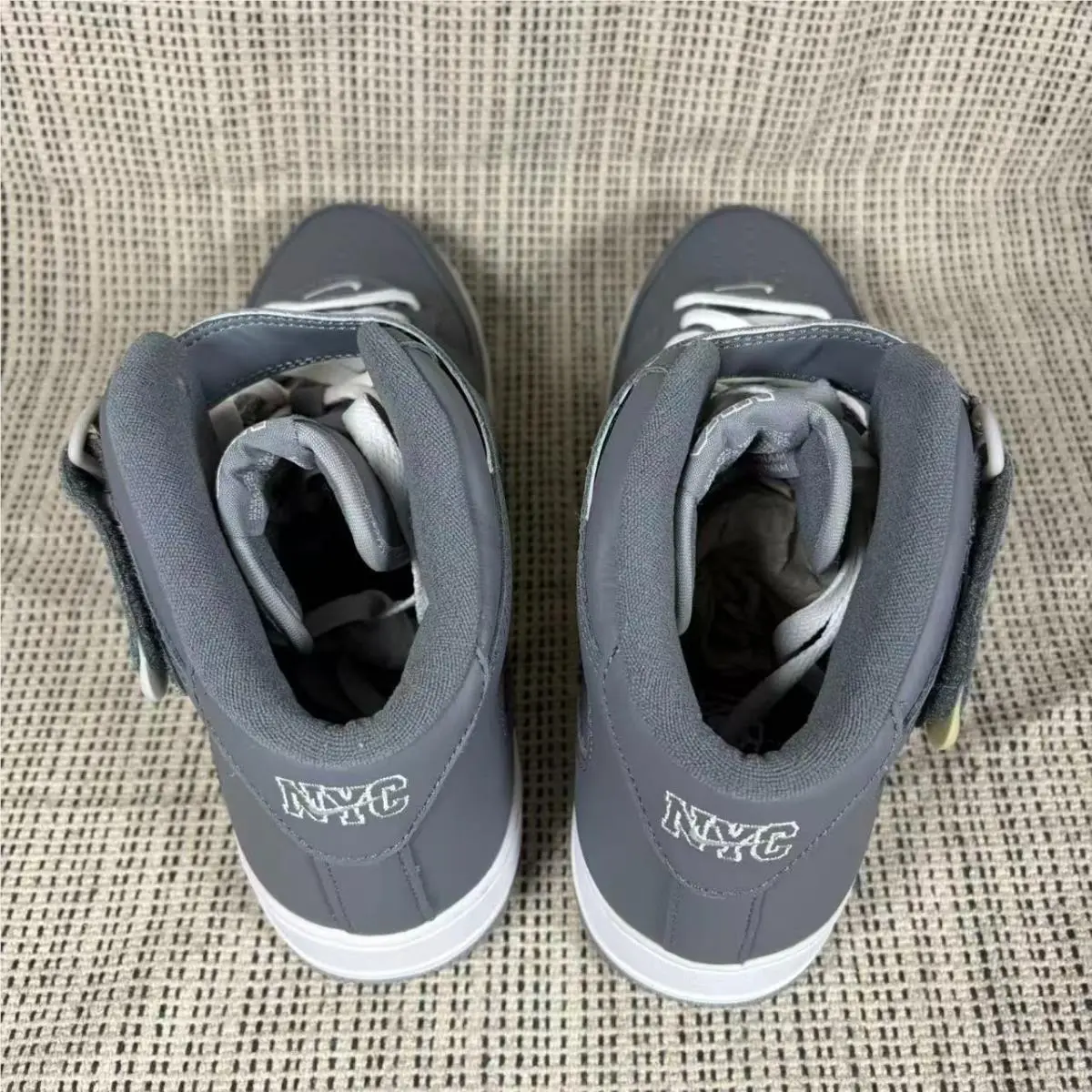 Nike shoes - Nike One - One - DH5622-001 - Gray 16