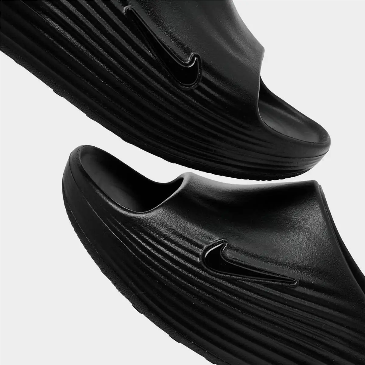 Nike shoes - HV4484 001 - Black/Black/Black 4