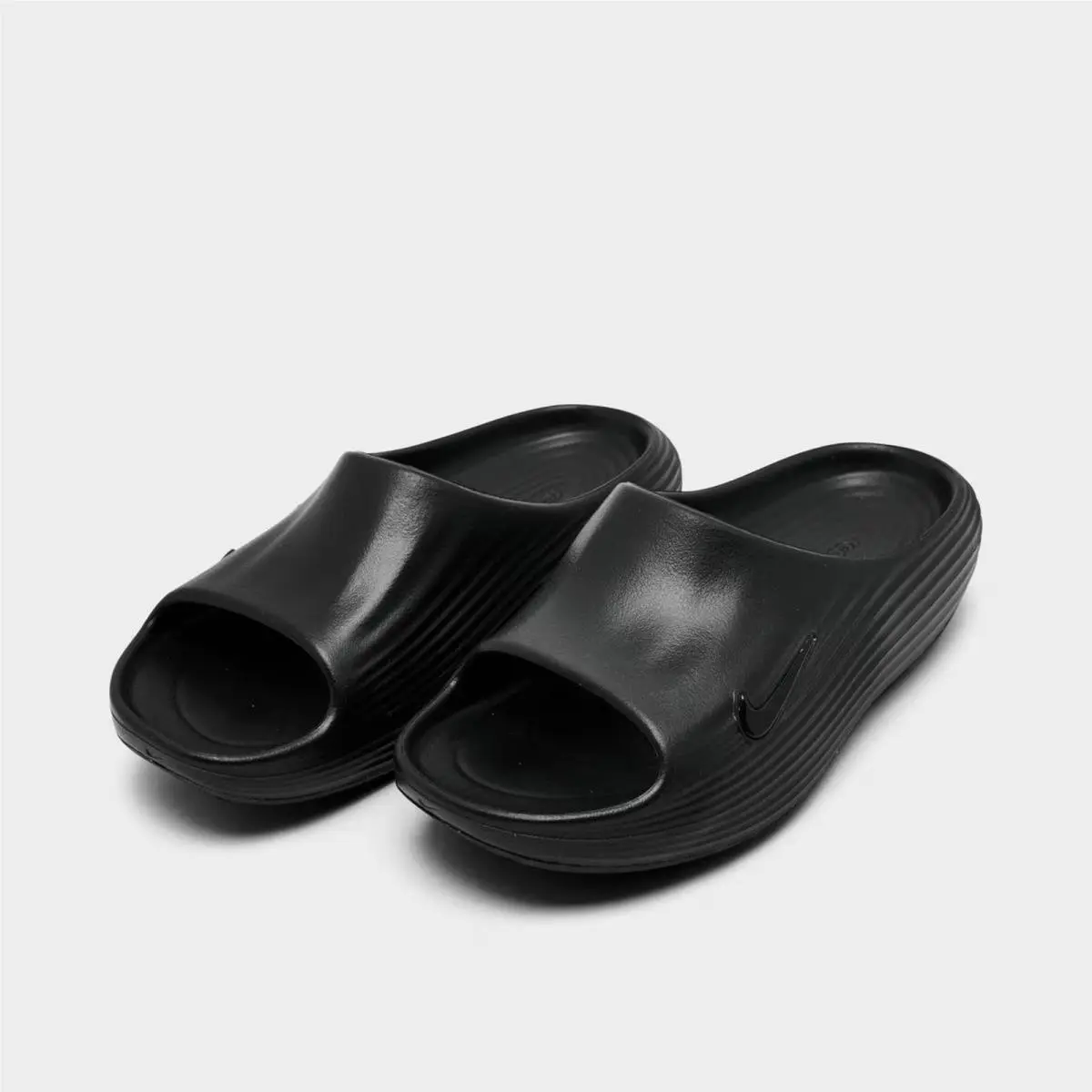 Nike shoes - HV4484 001 - Black/Black/Black 5