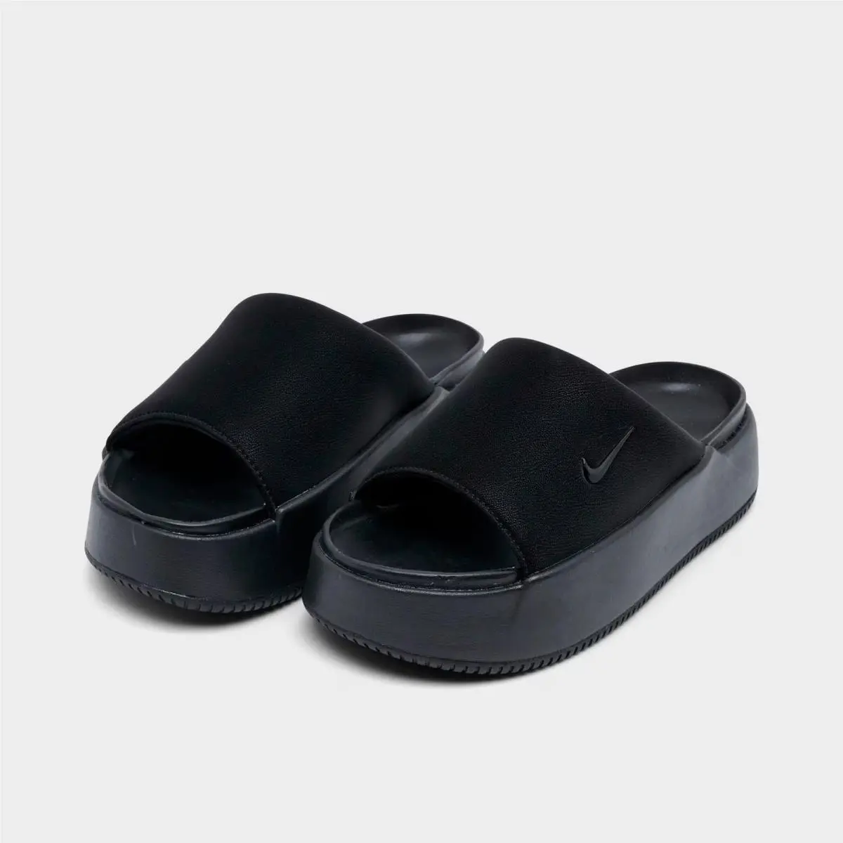 Nike shoes - IO0495 001 - Black/Black 5