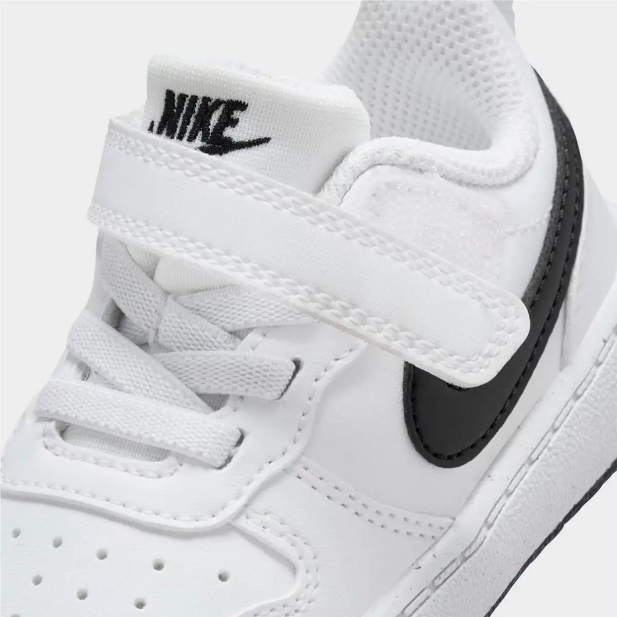 Nike shoes - DV5458 104 - White/Black 4