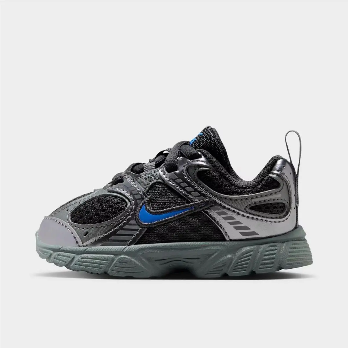 Nike shoes - IW6963 004 - Anthracite/Metallic Cool Grey/Smoke Grey/Blue Crystal 3