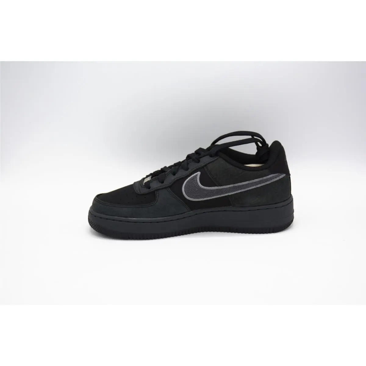 Nike shoes - Air Force 1 LV8 GS Black Smoke - 4.5Y - IM4401 - Black 1