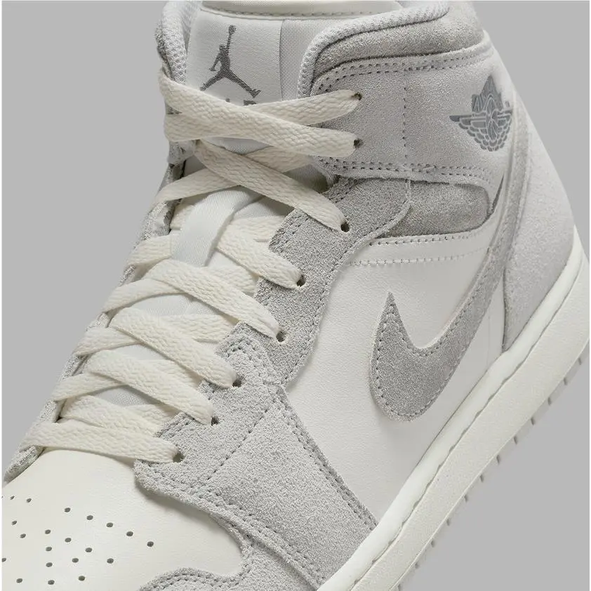 Nike shoes - Jordan 1 Retro MID SE - Neutral Grey Smoke Grey Sail 3