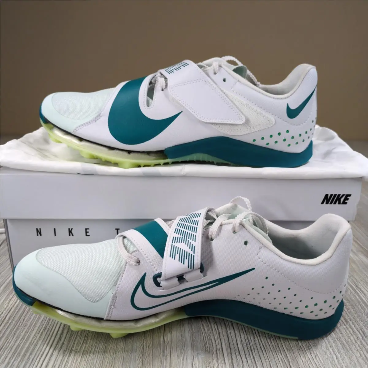 Nike shoes - White 0