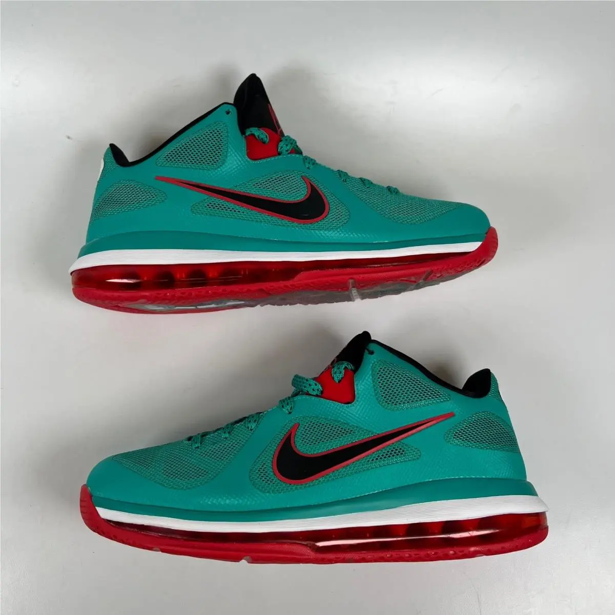 Nike shoes - LeBron 9 Low Reverse Liverpool - Green 0