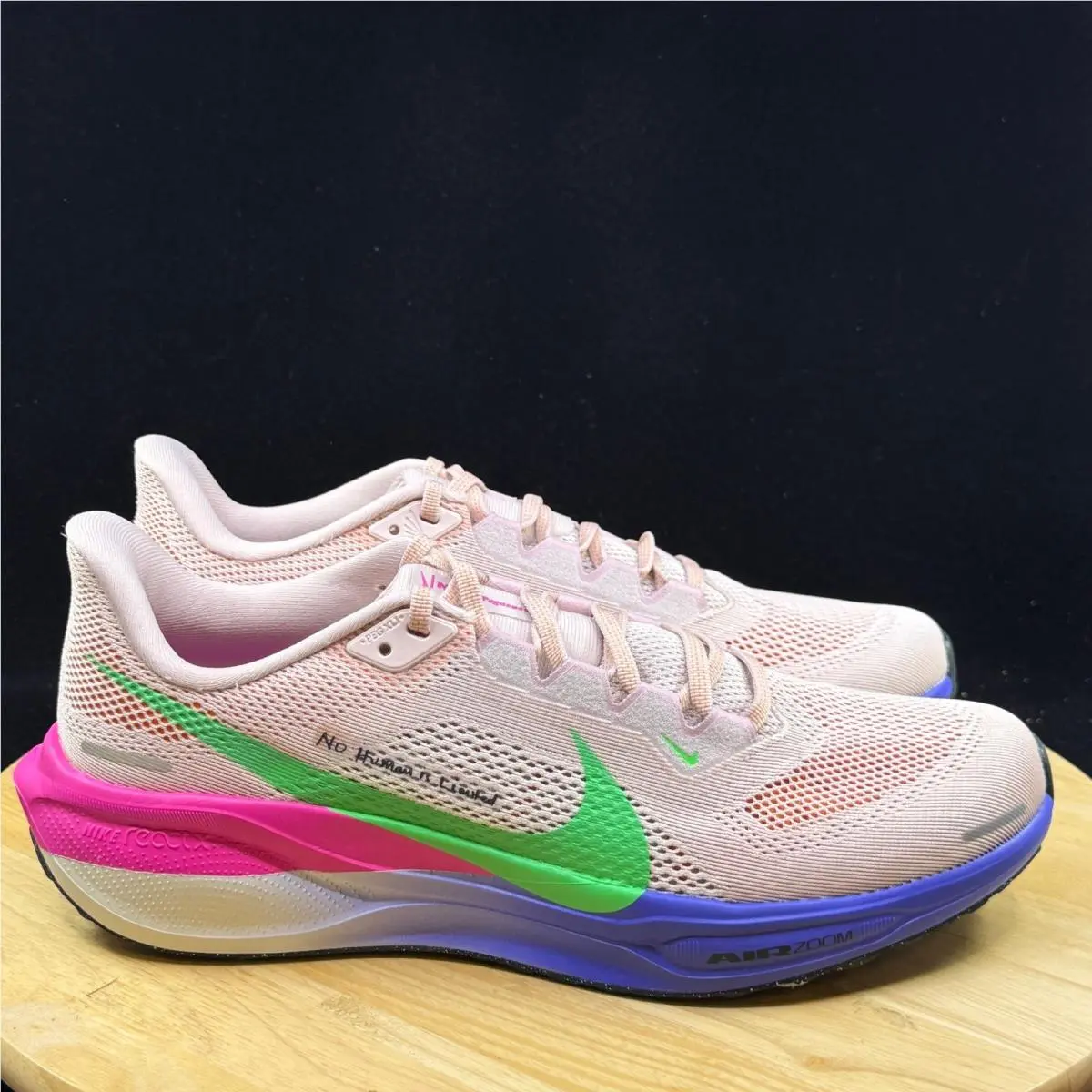Nike shoes - Pink 3