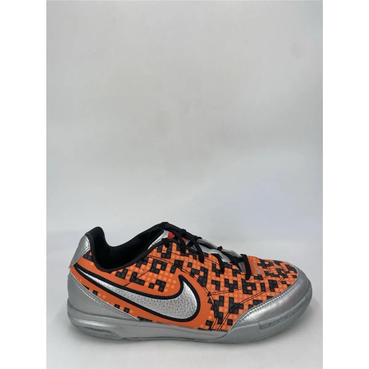 Nike shoes - Nike JRTiempo Streetgato - JRTiempo Streetgato - IO2390 002 - Metallic Silver (UPC: 198731506844) 0