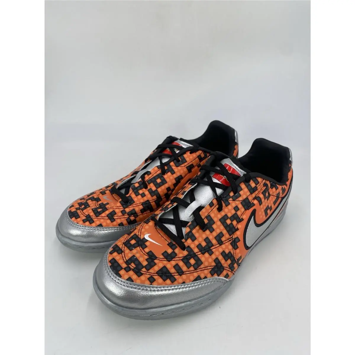 Nike shoes - Nike JRTiempo Streetgato - JRTiempo Streetgato - IO2390 002 - Metallic Silver (UPC: 198731506844) 2