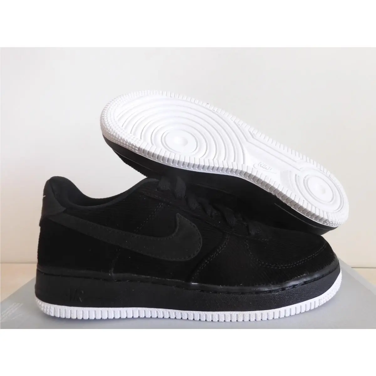 Nike shoes - Nike Air Force 1 `07 LV8 - BV1233 001 - Black (UPC: 666032414927) 0