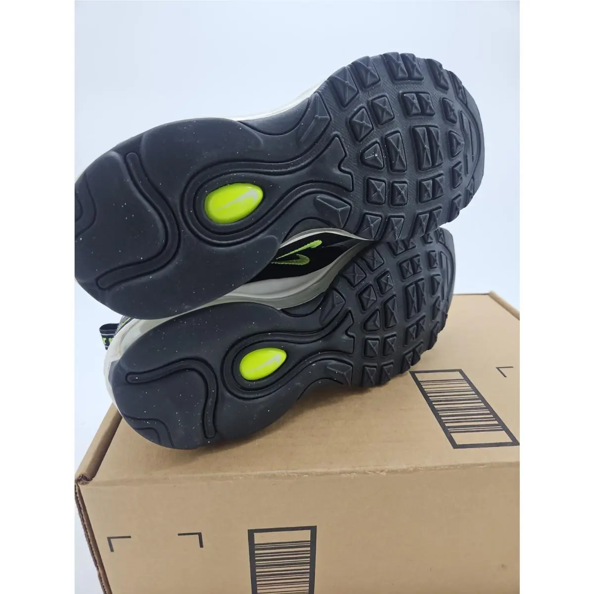 Nike shoes - Black 4