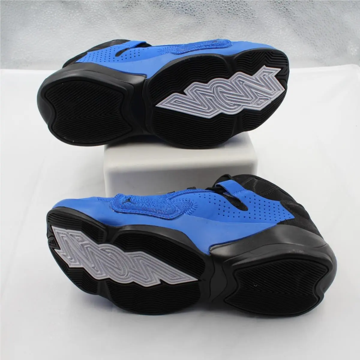 Nike shoes - Jordan Zion 2 - Zion - Blue 3