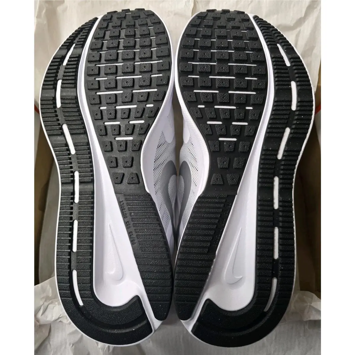 Nike shoes - Run Swift 3 - Run Swift - DD2695-005 - Grey 1