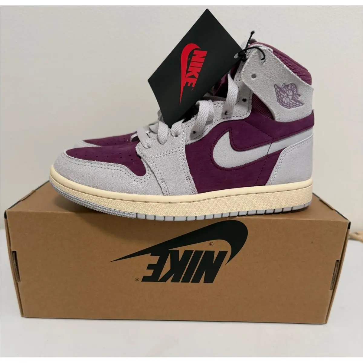 Nike shoes - Jordan 1 Zoom Air Comfort 2 - Purple 0