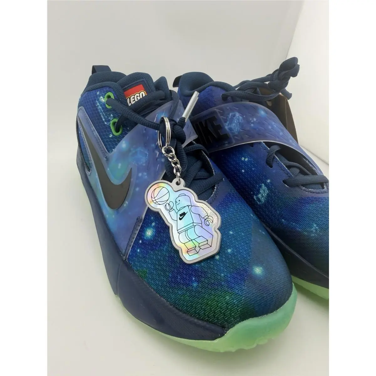 Lego × Nike Team Hustle D12 IO4648-400 Size 7 Youth / 8.5 Women’s