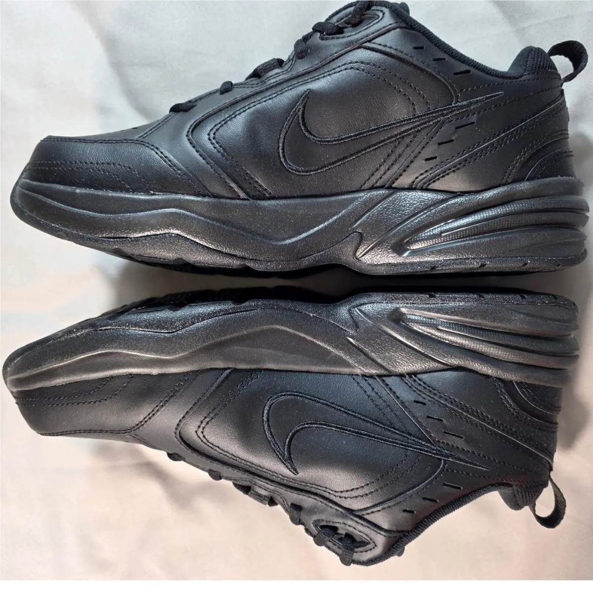 Nike shoes - Nike Air Monarch IV - Air Monarch - Black 4