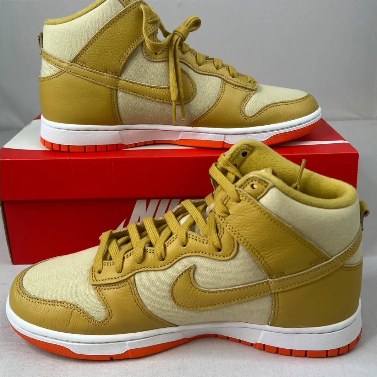 Nike shoes - Nike Dunk - Dunk - Gold 0