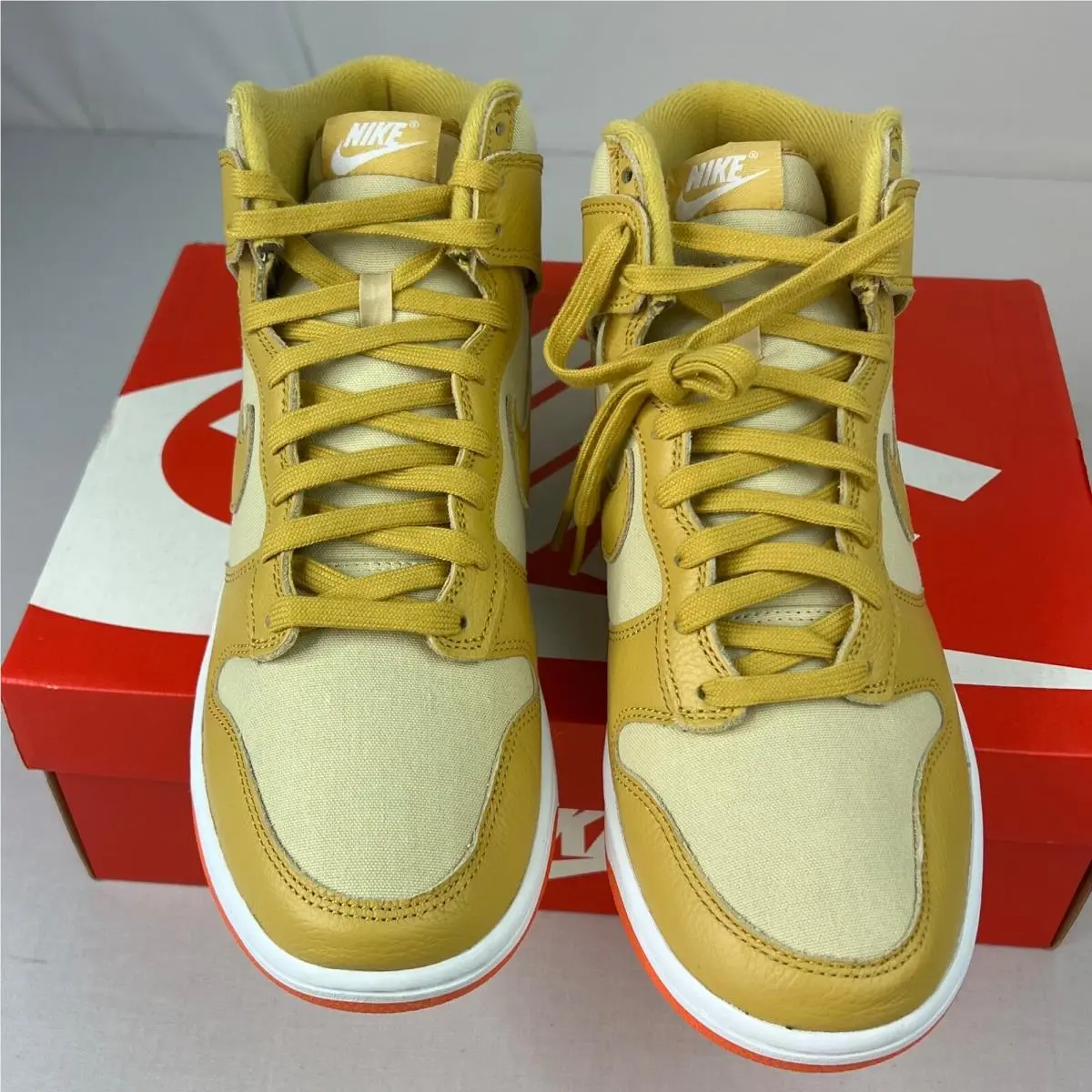 Nike shoes - Nike Dunk - Dunk - Gold 3