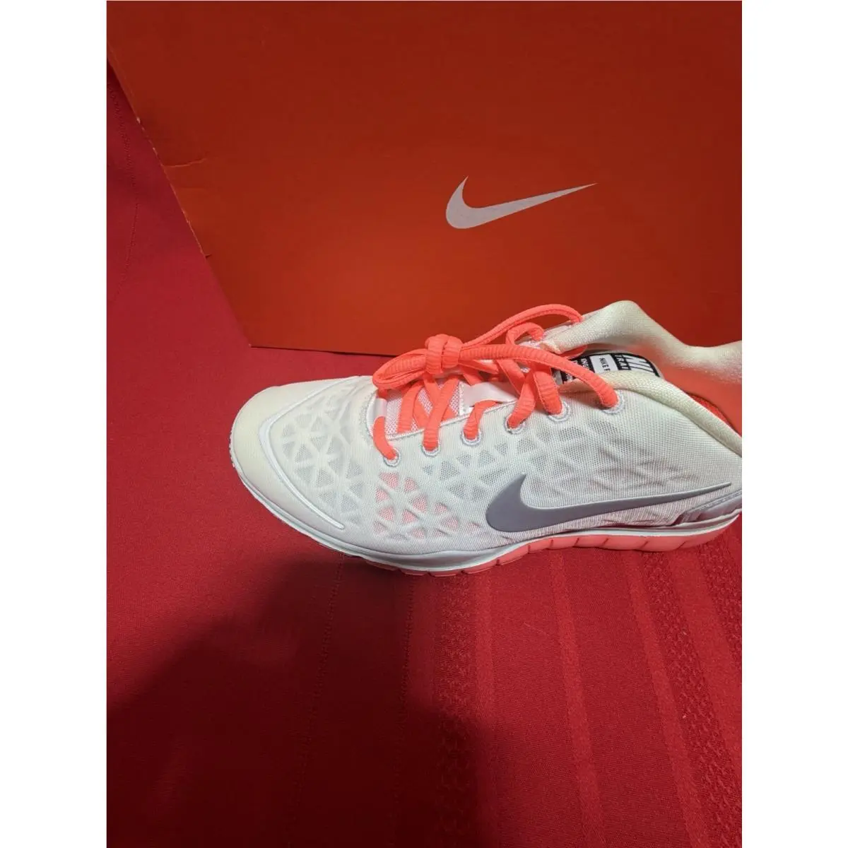 Nike shoes - Nike Free TR Fit 2 - coral 0