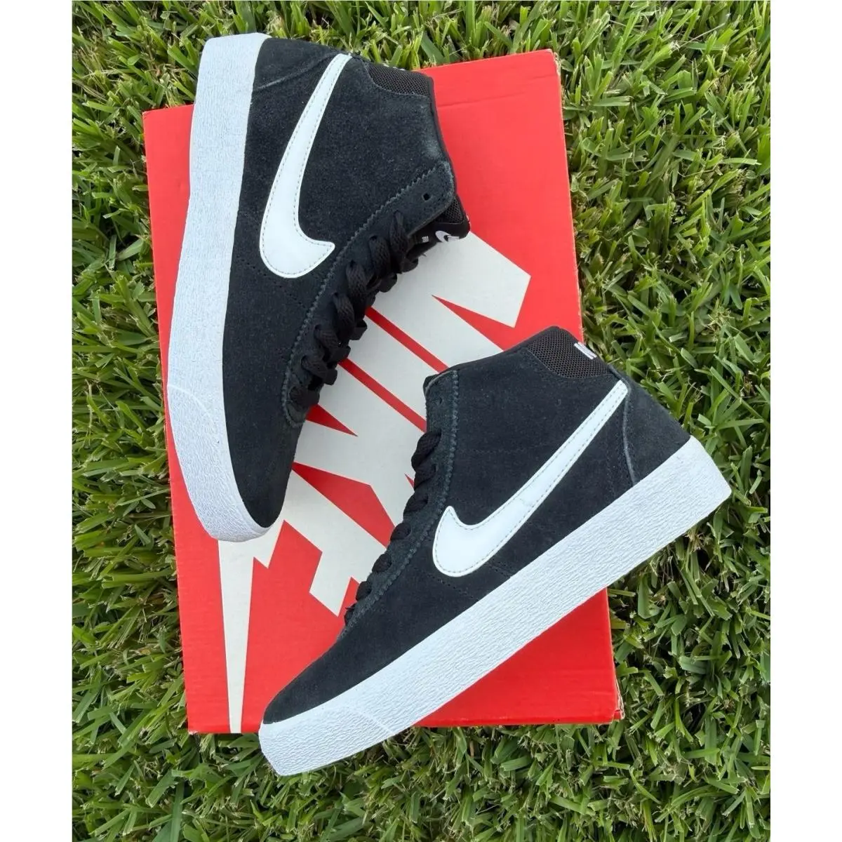 Nike shoes - Nike Essentialist - Essentialist - BLACK / WHITE 1