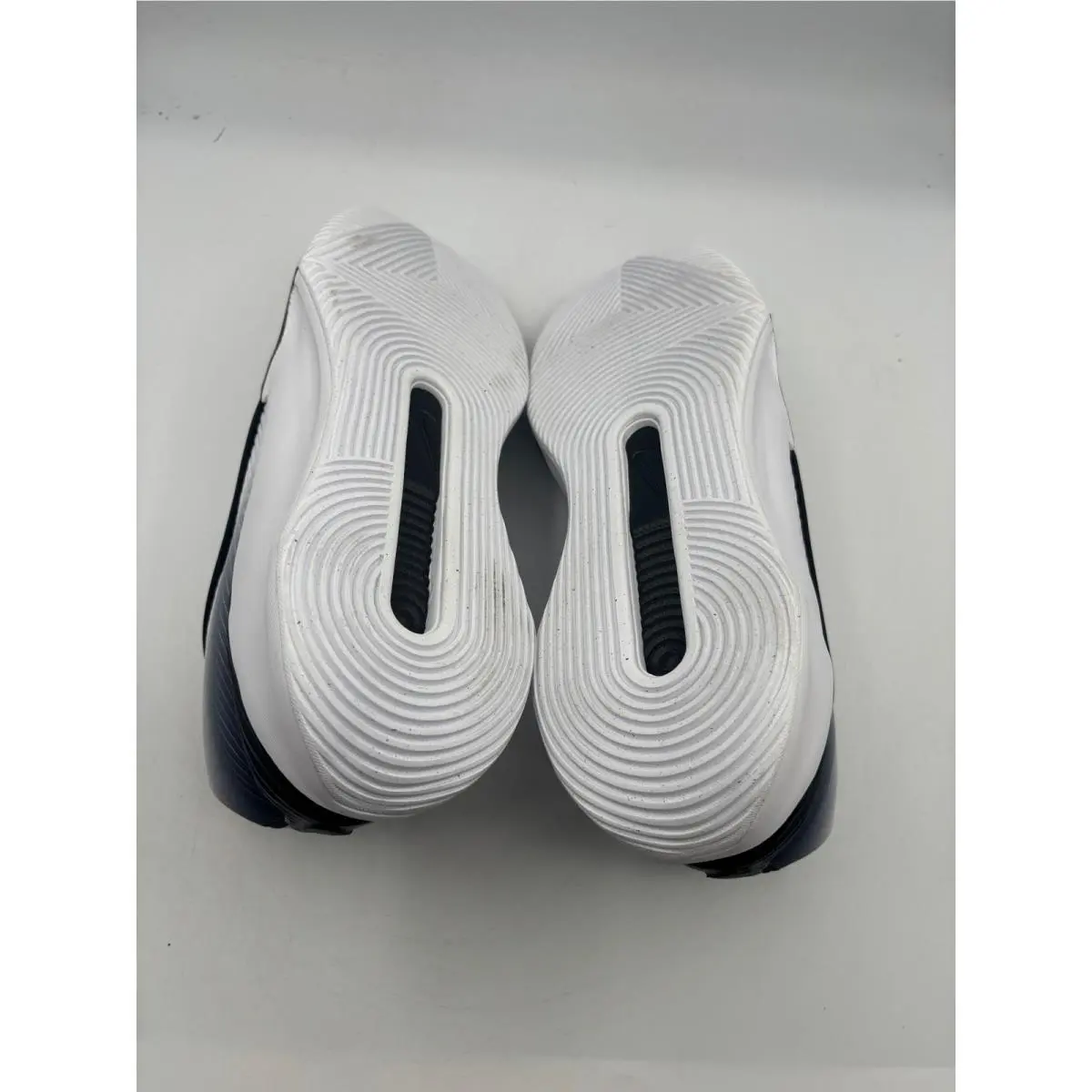 Nike shoes - G.T. Jump Academy - Jump Academy - White 3