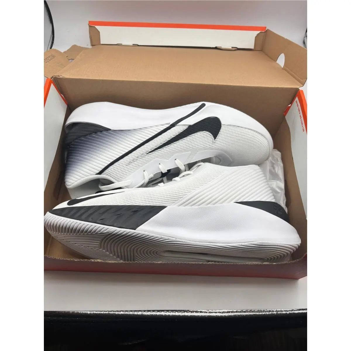 Nike shoes - G.T. Jump Academy - Jump Academy - White 4