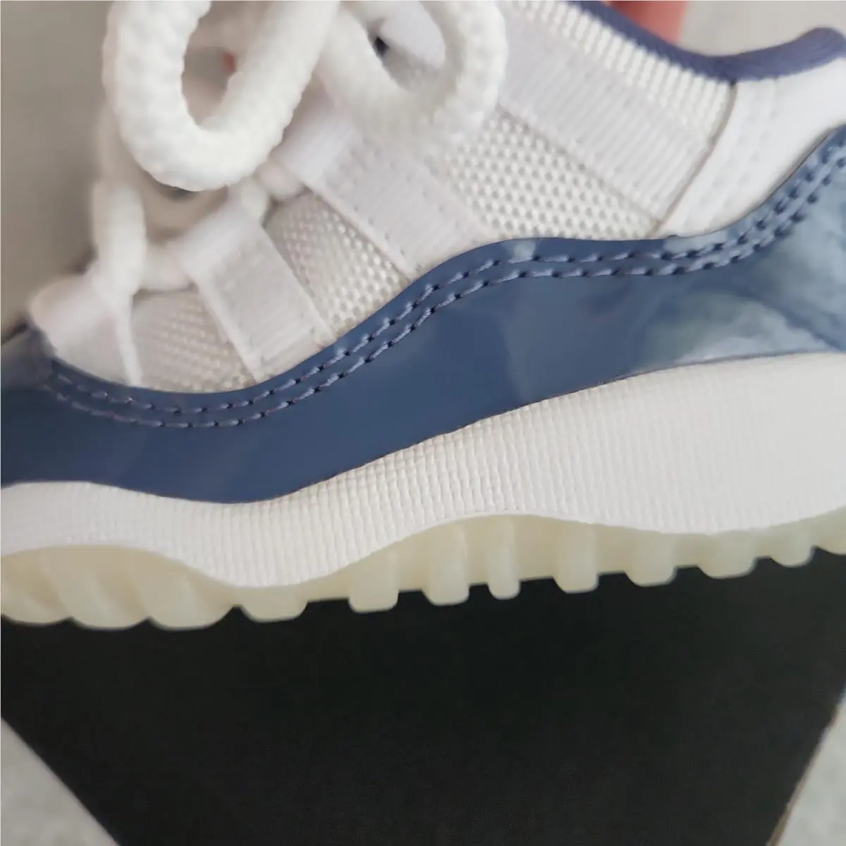 Nike shoes - Air Jordan 11 - Air - White (UPC: 197593812797) 2