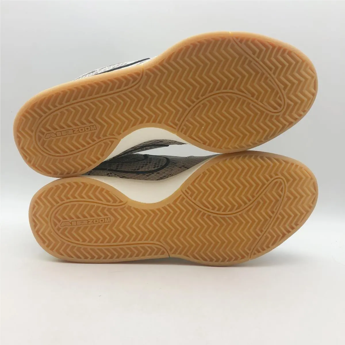 Nike shoes - Brown 8