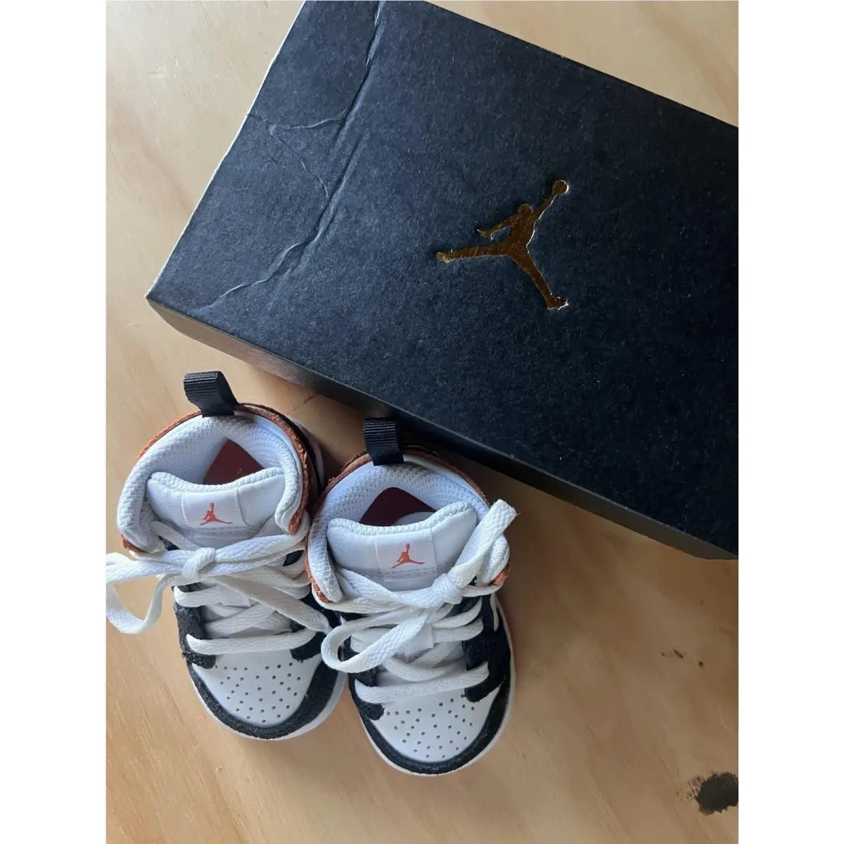 Nike shoes - Air Jordan 1 Mid - Air Mid - Multicolor 3